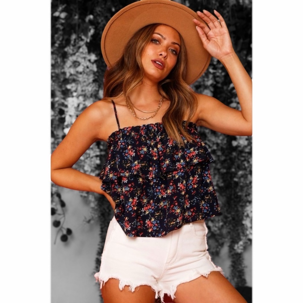 Fantastic Fawn Navy Floral Ruffle Tiered Sleeveless Cami Top - Picture 5 of 10